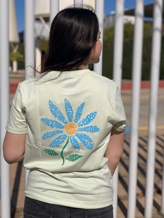 camiseta flowers
